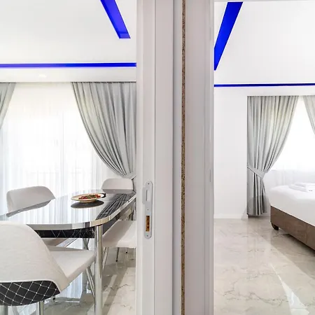 Central And Modern Apartment Near Beach In Antalya *